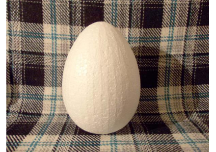 Яйцо из пенопласта 20см