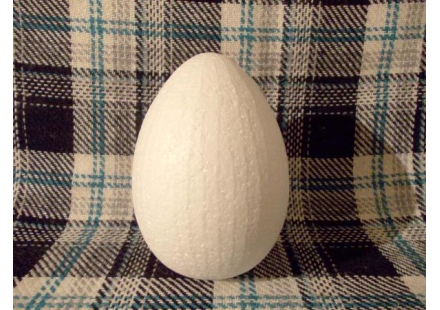 Яйцо из пенопласта 15см