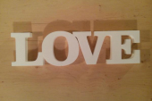 Слово "LOVE" из пенопласта